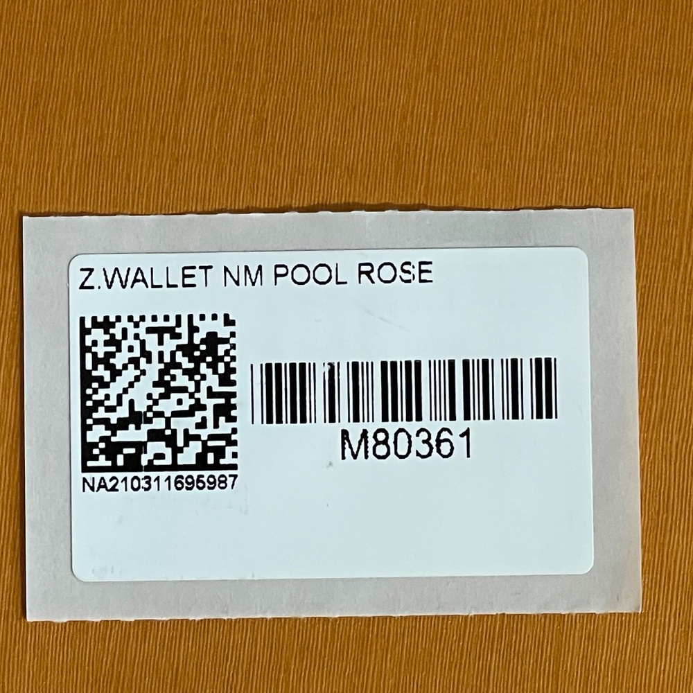 Louis Vuitton By the Pool Zippy Wallet - Picture 14 of 14